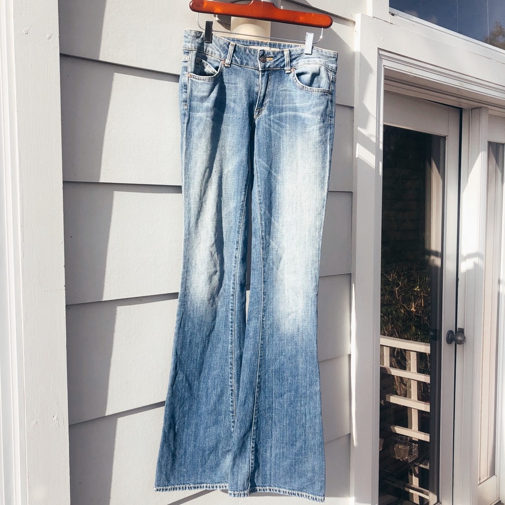 VINCE Flare Jeans/Size: 26.